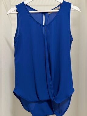 finn & clover Draped Front Sleeveless Camisole - Blue